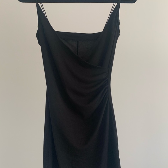 LBD - Picture 5 of 5